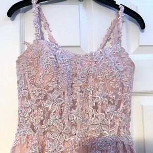 Pink-Off shoulder-size 4- only worn 1 time- high slit